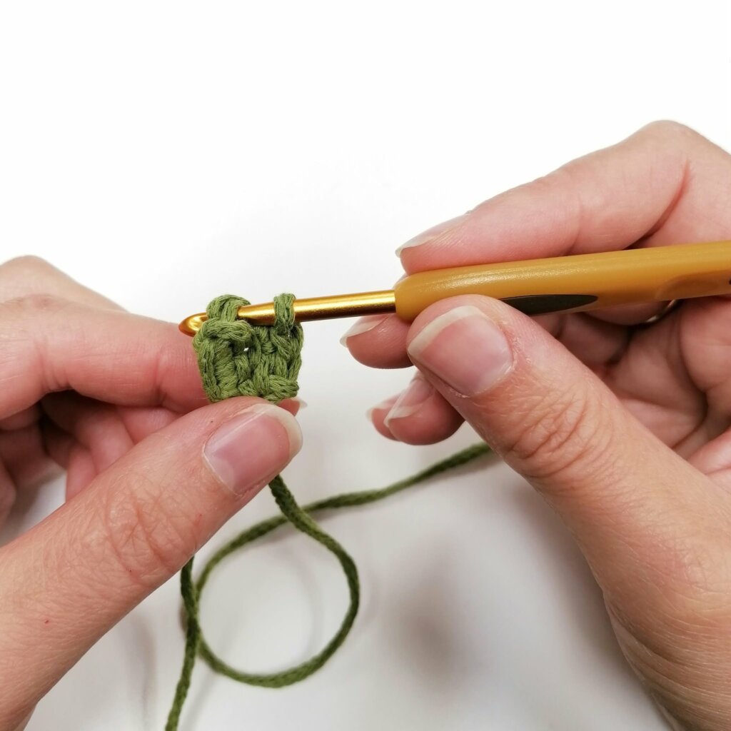 crochet clover